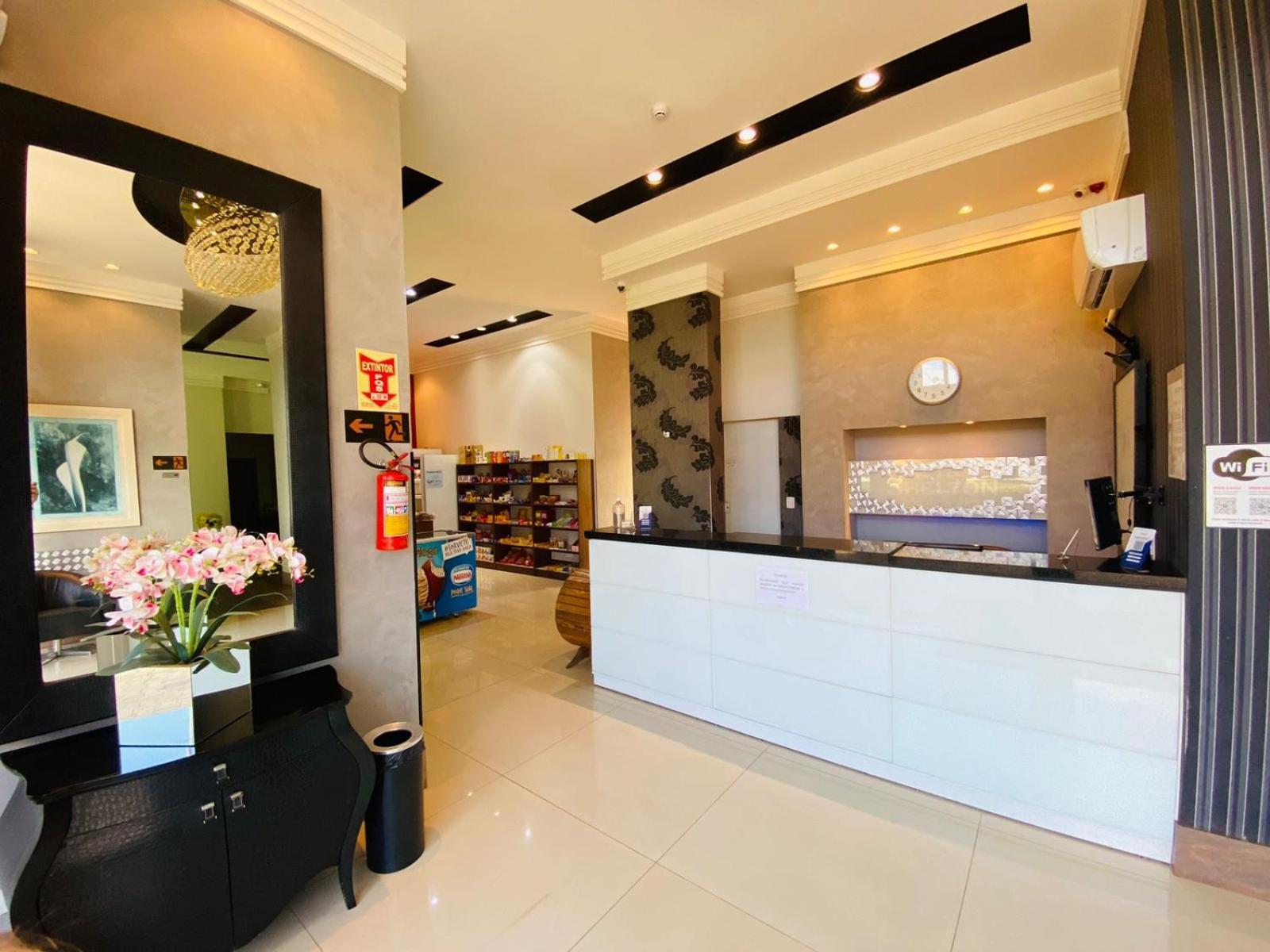 Paranavaí Shelton Palace Hotel מראה חיצוני תמונה